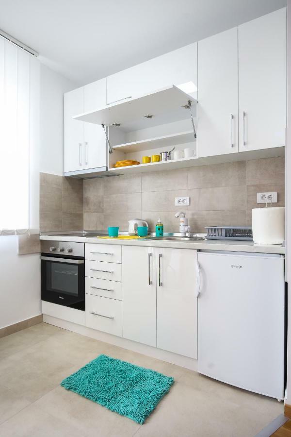 Manirosi 2 Apartman Subotica Exterior photo